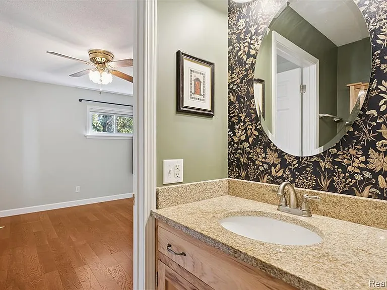 2860 E Coon Lake Rd — Photo 19