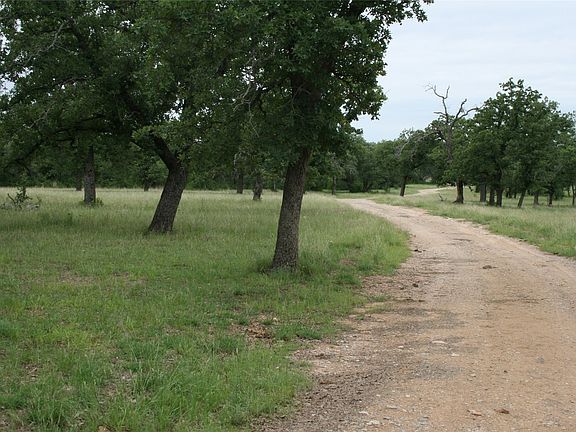 5th image of 2701 Live Oak Rd