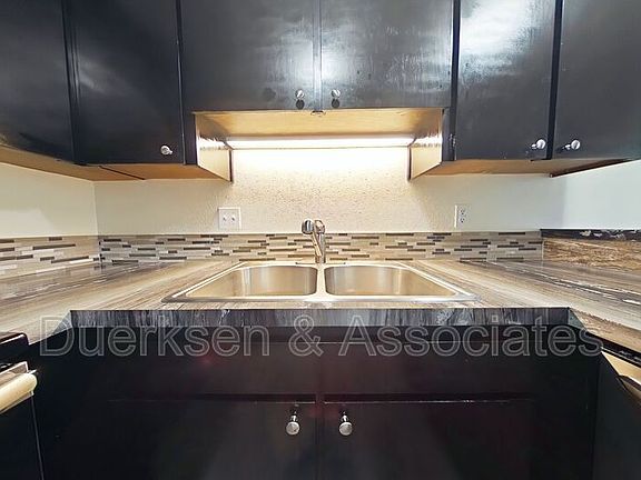 4th image of 1969 NW Grant Ave APT 4