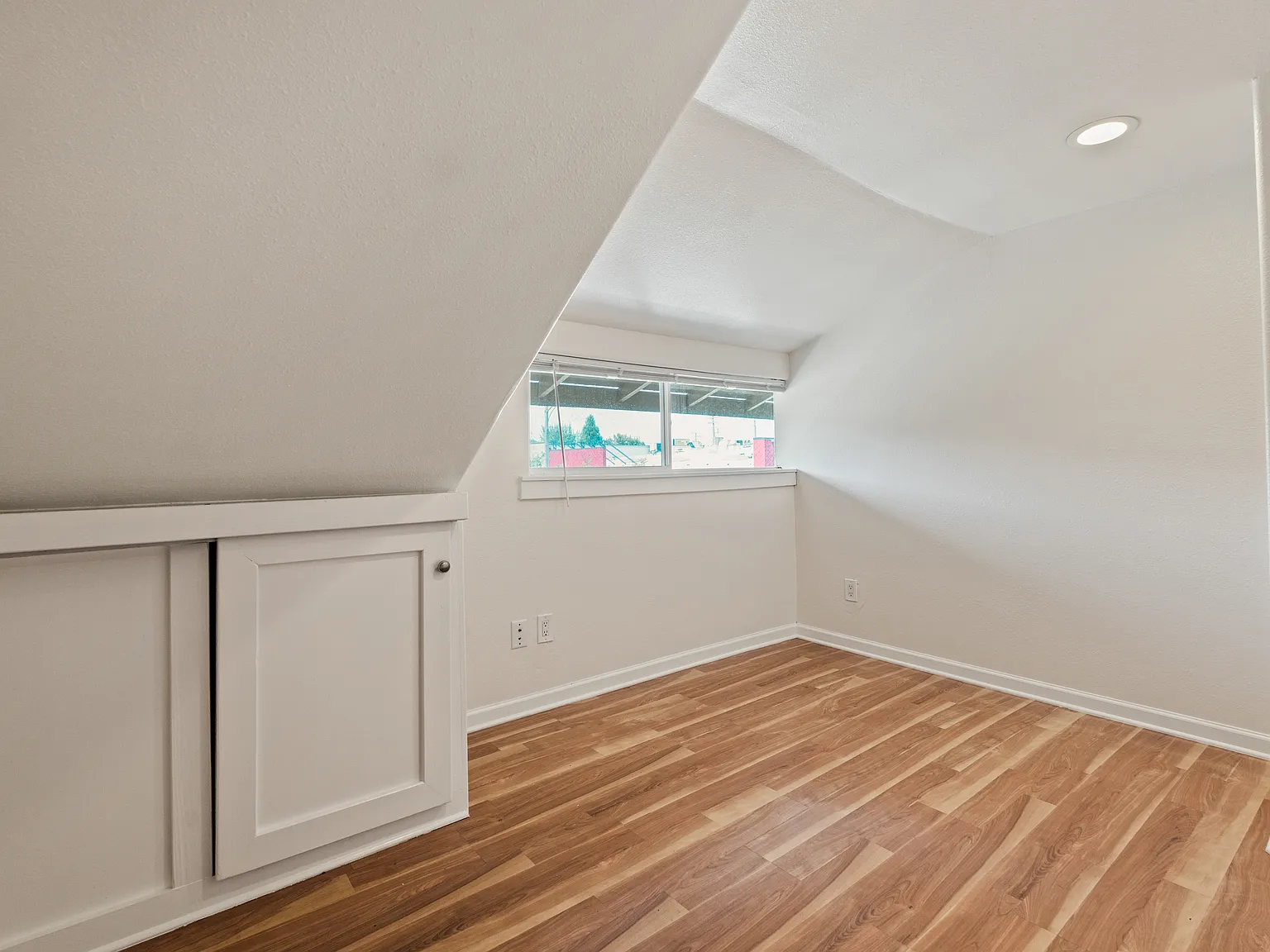 3901 S Yakima Ave, Tacoma - 2 — Photo 2