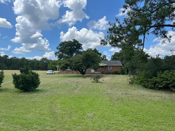 6756 Council Rd, Fayetteville, NC 28306