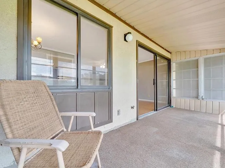 683 Midway Dr #B — Photo 19