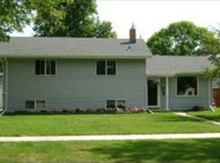 413 Mero Ct SE, E Grand Forks, MN 56721