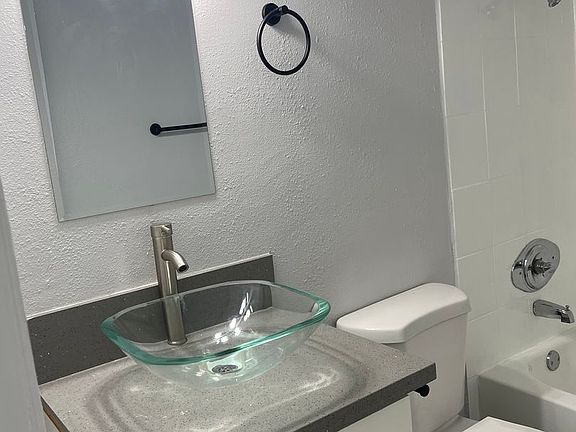 2nd image of 832 W 81st St APT 7B