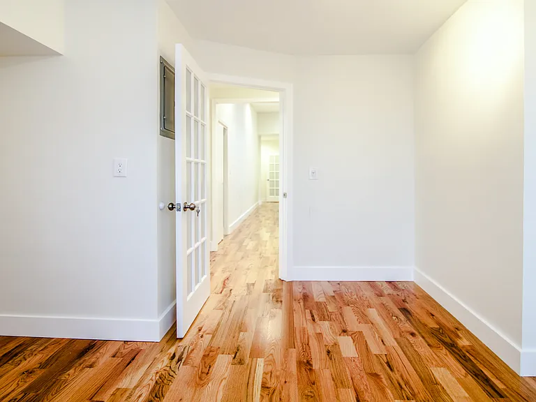 583 Meeker Ave #3L — Photo 10
