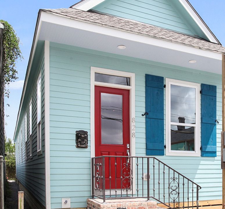 1st image of 828 N Galvez St