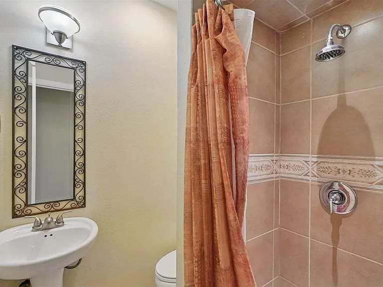 4702 Wateka Dr #MAIN — Photo 14