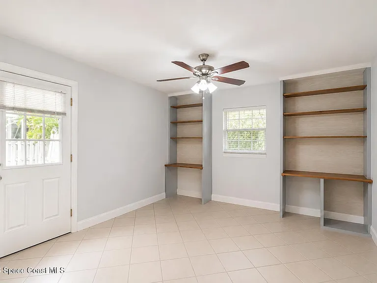 2130 S Patrick Dr — Photo 17