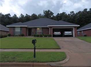 5837 Spyglass Dr, Mobile, AL 36618