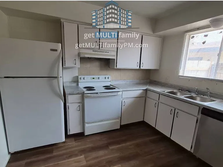 8407 E Coronado Rd #4 — Photo 5
