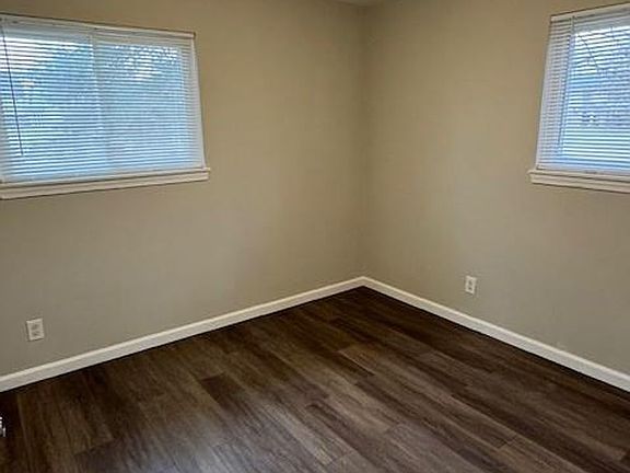 4th image of 39409 Dequindre Rd