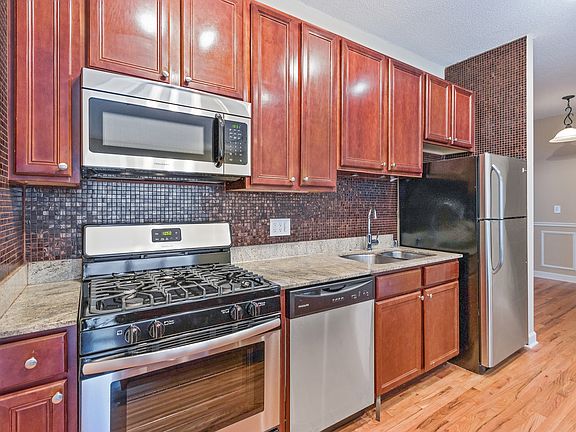 5th image of 41 E 8th St APT 3A