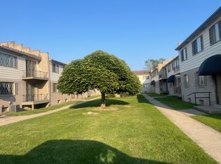 2269 Clinton St APT 4, Buffalo, NY 14206