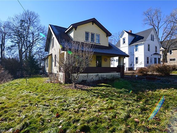 2nd image of 4598 Franklin St
