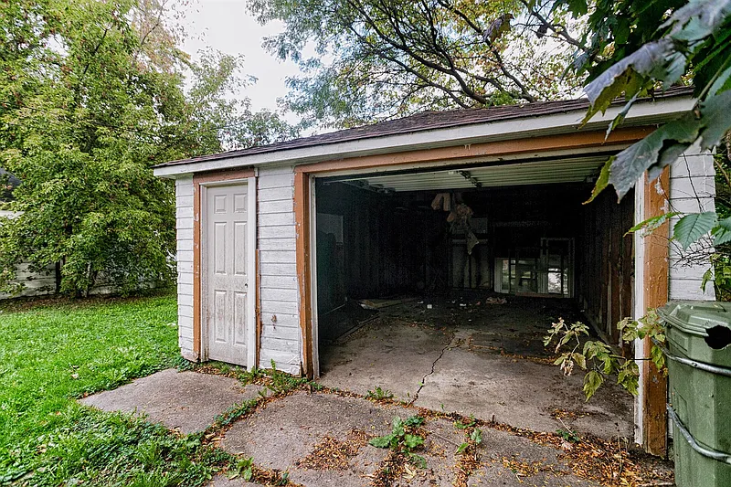 Thumbnail 17