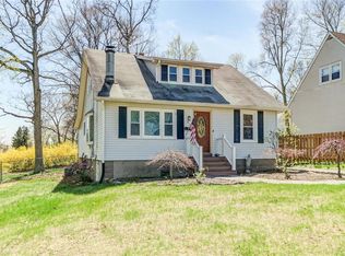 93 W Prospect St, Nanuet, NY 10954