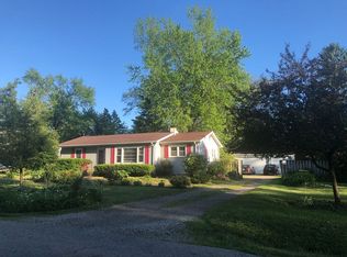 8 Deer Path, Lake In The Hills, IL 60156