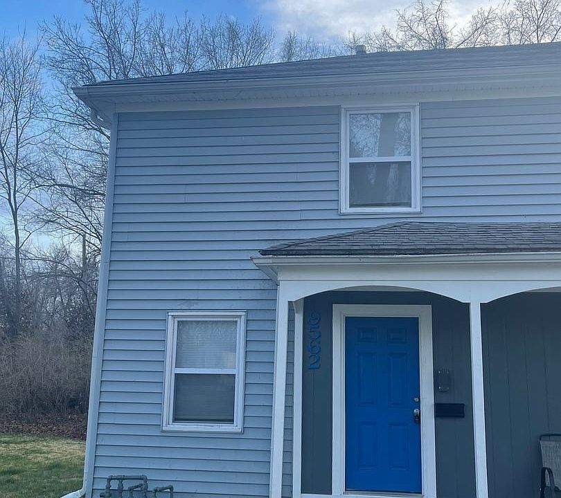 1st image of 9562 Charlotte St