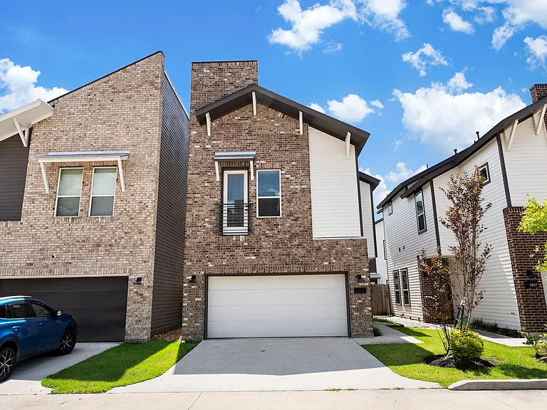 5825 Francis Oak Pl — Photo 2