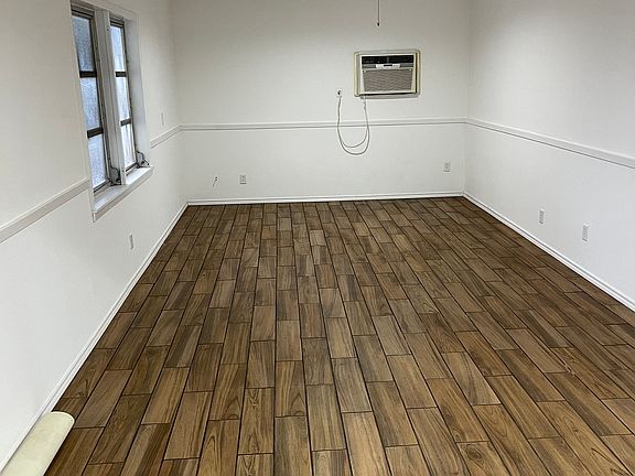 5th image of 312 McClure St