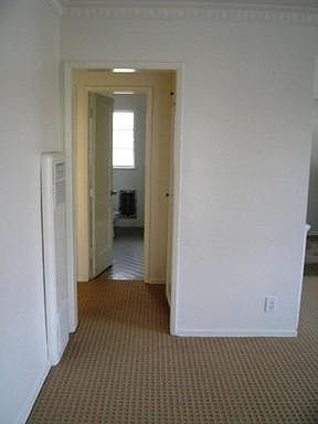 2nd image of 4153 Marlton Ave APT 6