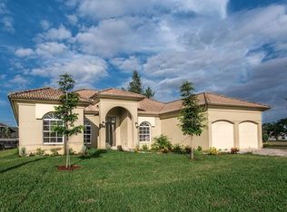 3810 SW 19th Pl, Cape Coral, FL 33914