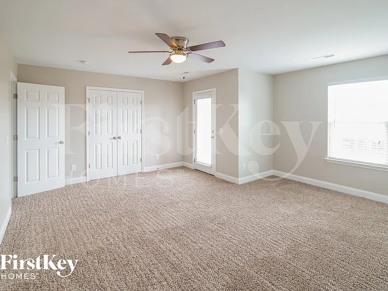 131 Woodbrook Way — Photo 9