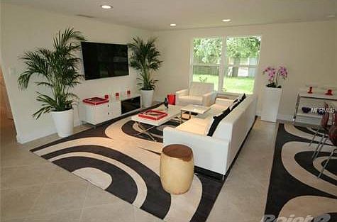 2nd image of 2627 Gulf Gate Dr