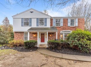 2568 Cole Rd, Wexford, PA 15090