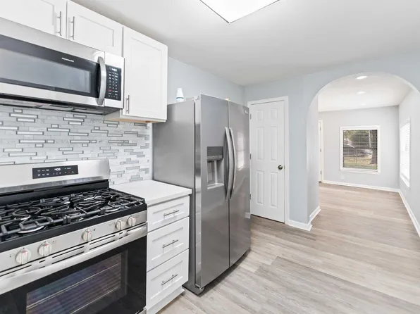 9946 Algiers Rd, Houston, TX 77041
