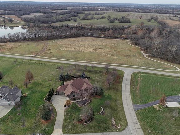 5th image of 28912 Chinkapin Ln