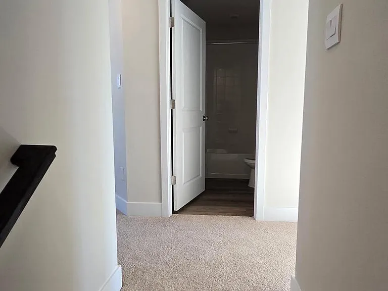 52 Aloma St — Photo 30