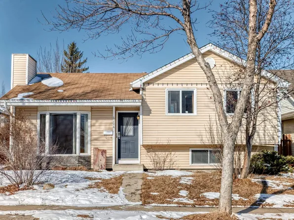 4224 30th St NW, Edmonton, AB T6T 1C8