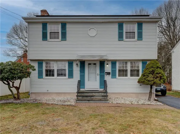 15 Alexander Street, Manchester, CT 06040