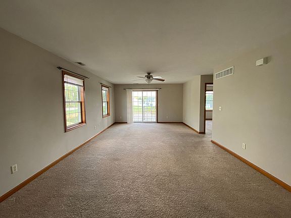 2nd image of 146 Tulip Blvd