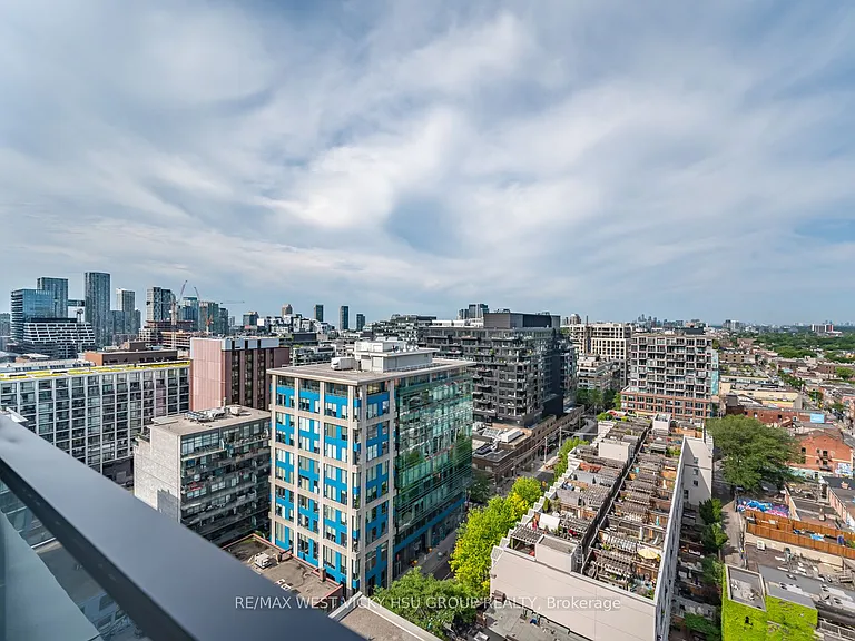 458 Richmond St W #806 — Photo 30