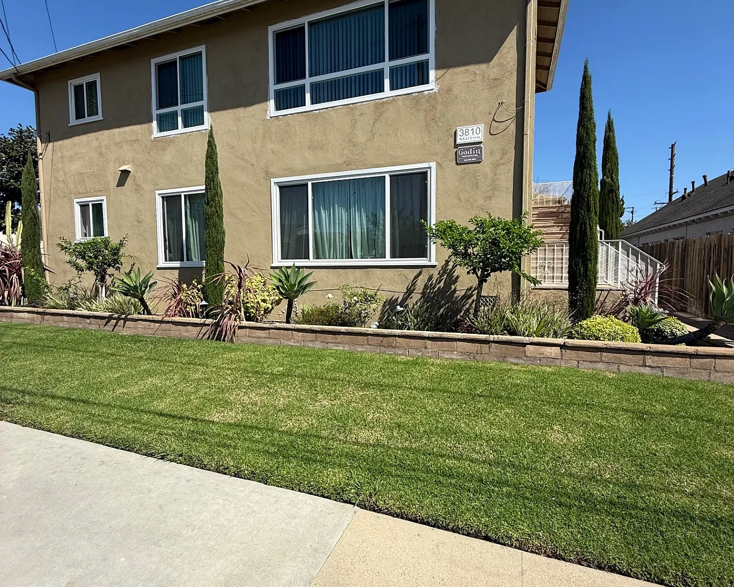 2 bed, $2,650 — Photo 1