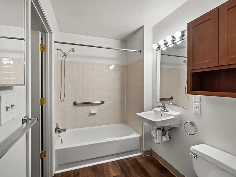 Pin Oak Village Senior Apartments, 55+ — Photo 31