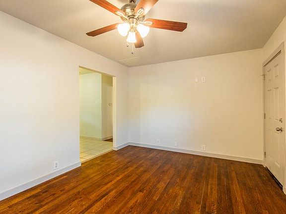 5th image of 1908 Oakwood St