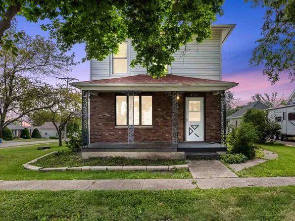 401 7th Ave, Clarence, IA 52216