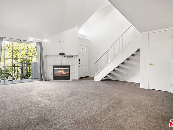 2nd image of 24111 Del Monte Dr Unit 14