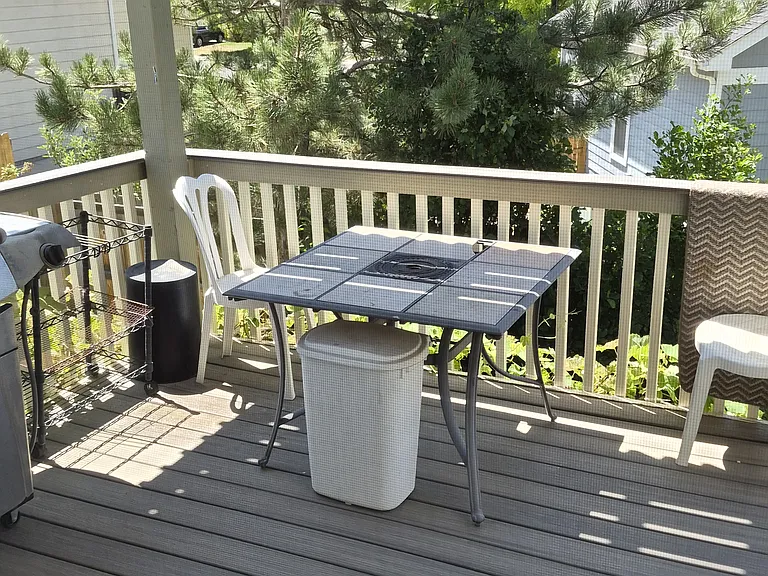 Covered Deck just off of the dining area