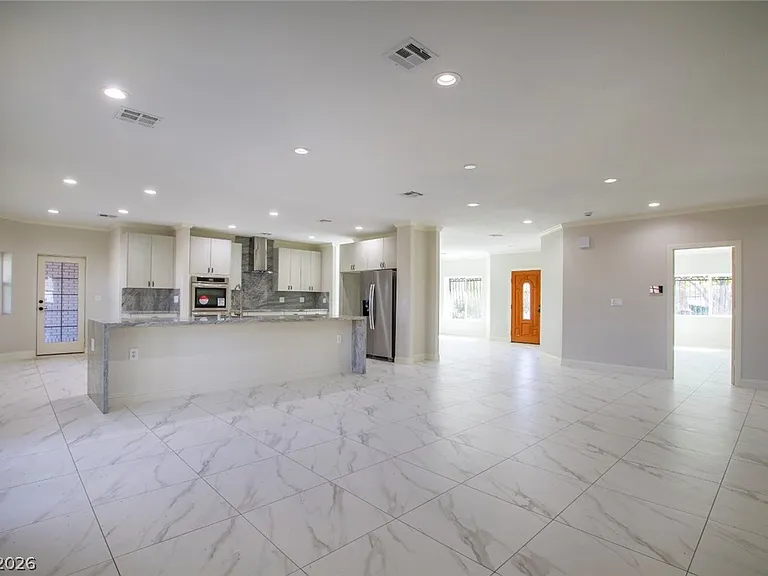 60 E Levi Ave — Photo 13