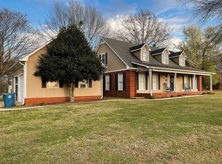 365 Aurora Rd, Boaz, AL 35956