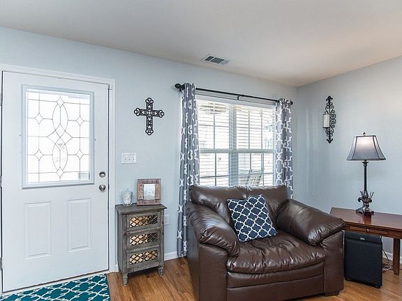 3rd image of 2037 Grimley Ln