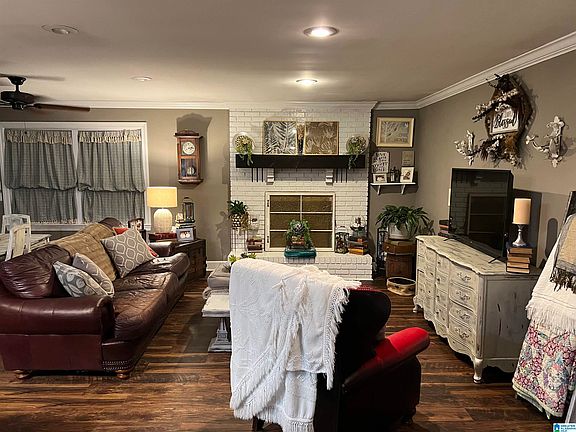3rd image of 106 Plantation Dr