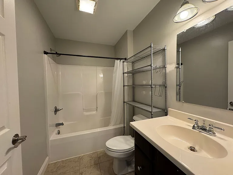 111 Butler Dr — Photo 32