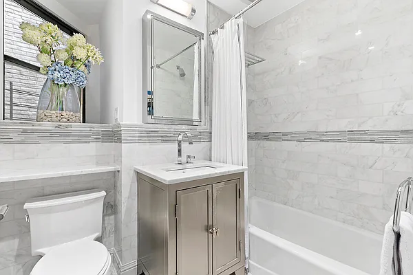 Sold by Corcoran | media 24