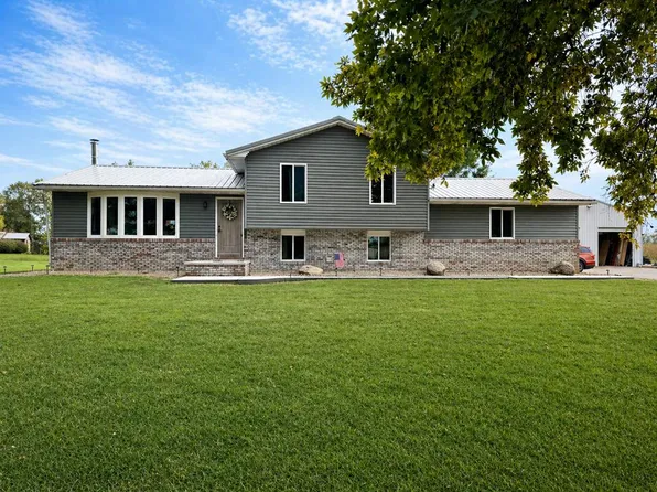 2245 Temple Rd, Bucyrus, OH 44820