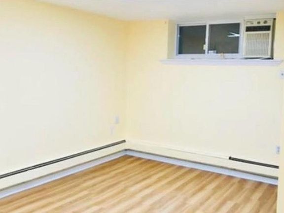 4th image of 73-28 173rd St Floor 1